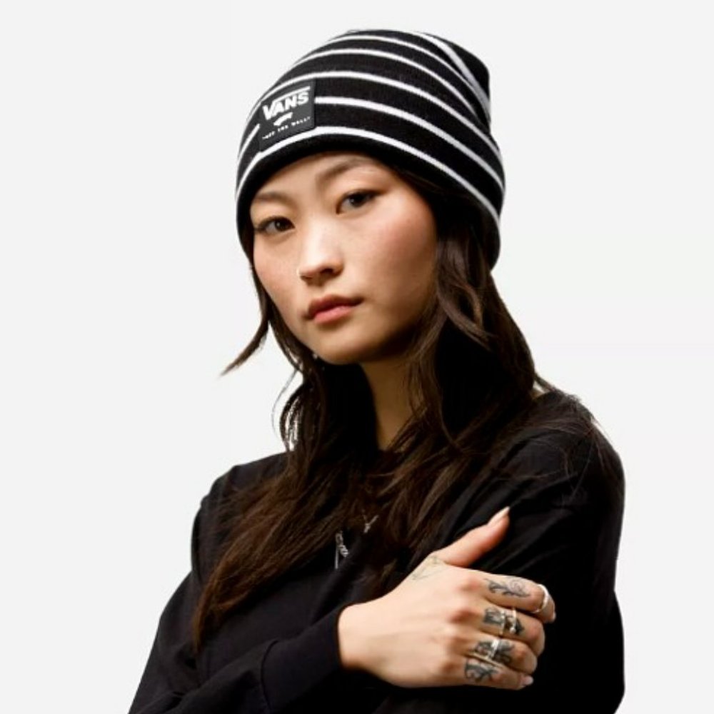 NWT Vans Off The Wall Women's Breakin Curfew Black Striped Beanie Onesize